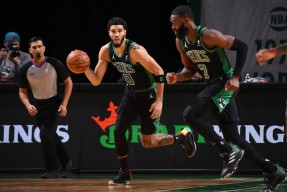 包含詹姆斯在法国队比赛中挺进下一轮，势不可挡引发热议！的词条