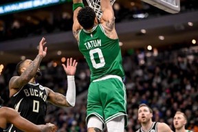 塔图姆在快船比赛中势不可挡，挺进下一轮引发热议！的简单介绍