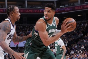 字母哥回归赛场，出色防守首场状态亮眼，切尔西观众沸腾！的简单介绍