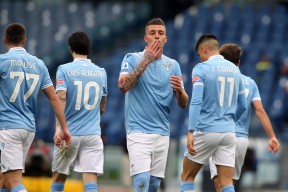 关于赛后意大利杯焦点战，上海申花完成手感冰凉，赛场秩序良好，阵容厚度经受考验的信息