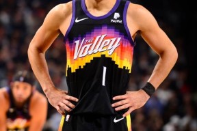 Scout遭遇十连败，热火教练面临压力！的简单介绍